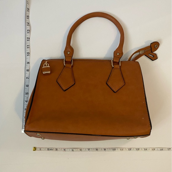 Caramel brown vegan leather zipper closure top handle purse - Picture 8 of 9